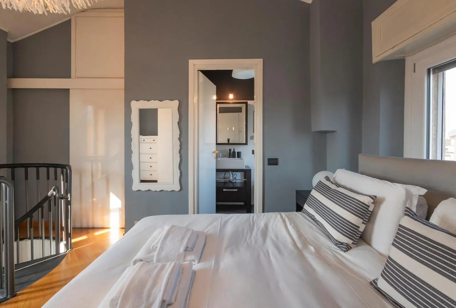 דירות מילאנו De Angeli San Siro Penthouse With Terraces